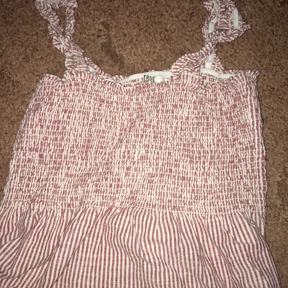 Pink and white rouched tank top